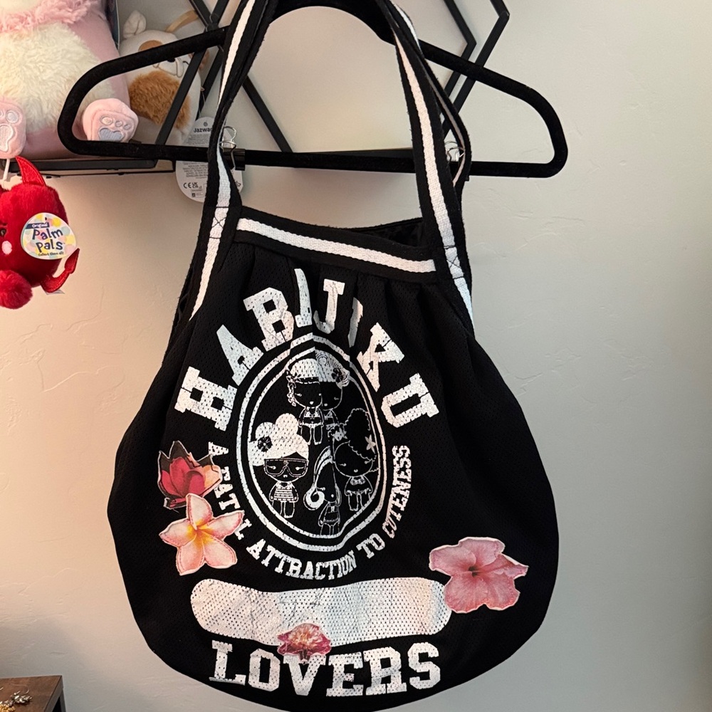 Vintage/ rare Harajuku Lovers Black Tote with Pink Floral Accents